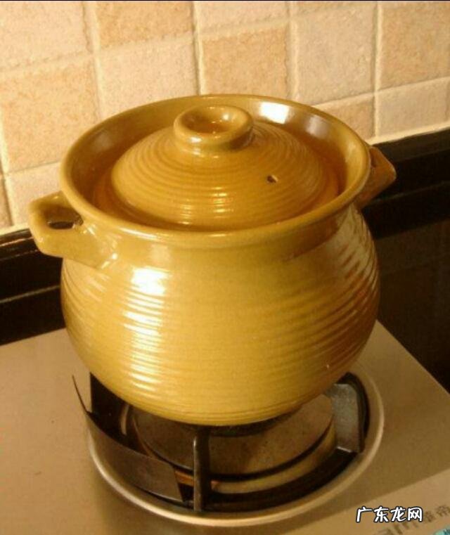 打算买只鸡炖了补补身体,怎么炖比较好吃?