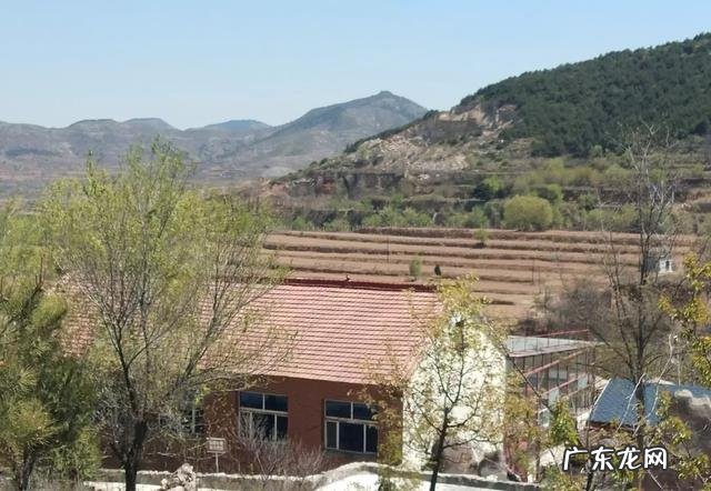 天地之间有杆秤是什么意思