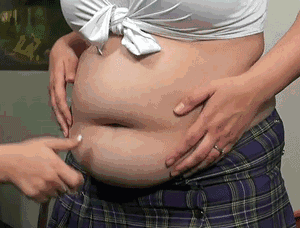 水桶腰应该怎么打扮,适合穿裙子吗?