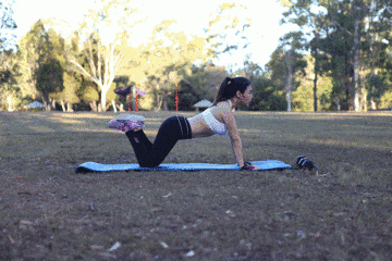 快五十岁的人皮肤慢慢松弛,怎样预防? 脸部皮肤松弛怎么紧致最快