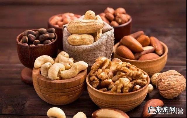 每天吃多少坚果有益健康?坚果可以多吃吗?