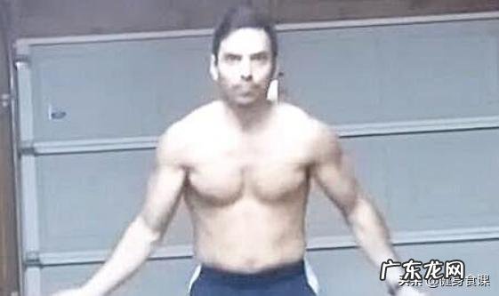 肌肉大叔每天跳绳30分钟,坚持90天后,体脂率能下降多少?