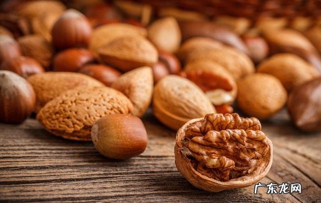 桃子或油桃适合减肥的人吃吗?吃桃子对减肥有哪些帮助?