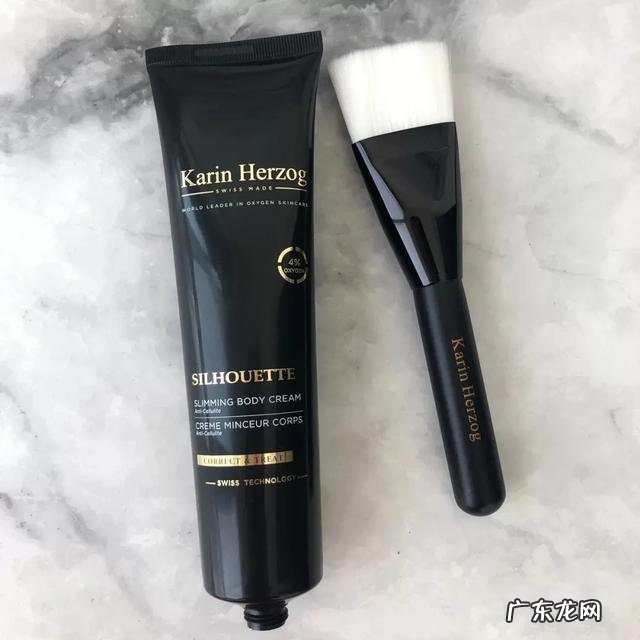 一般情况下女生过了25岁都是怎么护肤的?