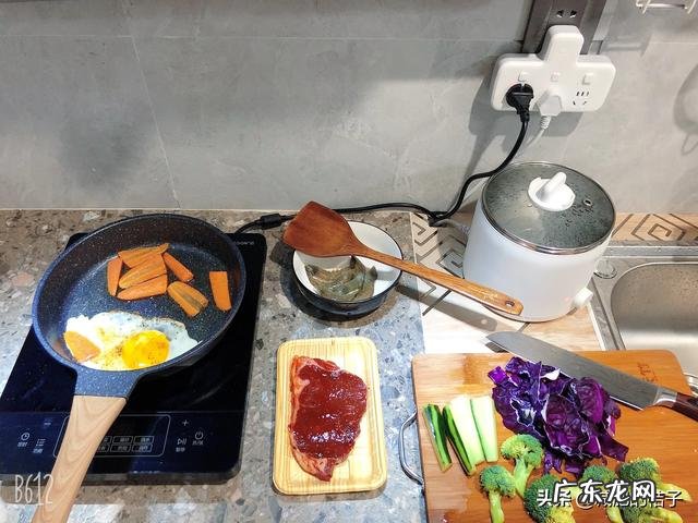 在学校食堂 想要减肥的男生一般中午和晚上吃什么比较好?