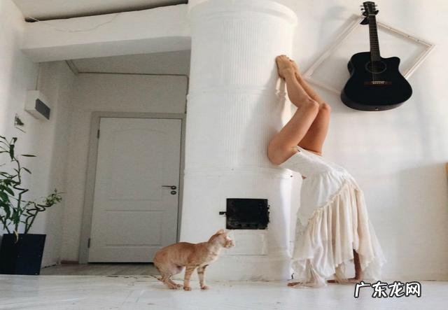 在健身房上完私教的拉伸课，大腿隔天出现红淤青，这样正常吗？