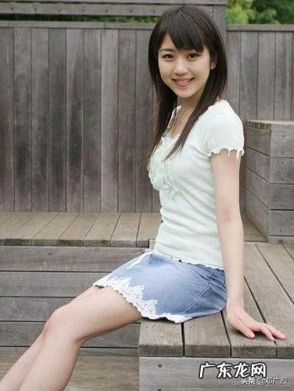 什么样的女孩,你一看就入迷了? 什么样的女孩子一看就单纯