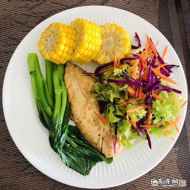 你会为了减肥而放弃自己喜欢吃的东西吗?