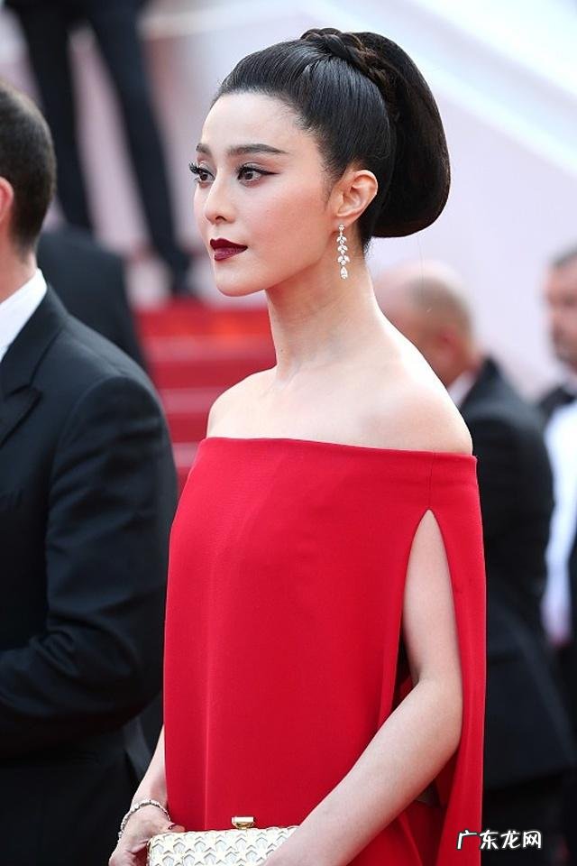 为什么说其貌不扬、大器晚成的闫妮如今算是人生赢家?