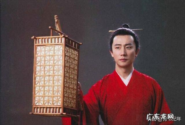 白居易晚年成了一个好色的老头,姬妾上百,是真的吗?