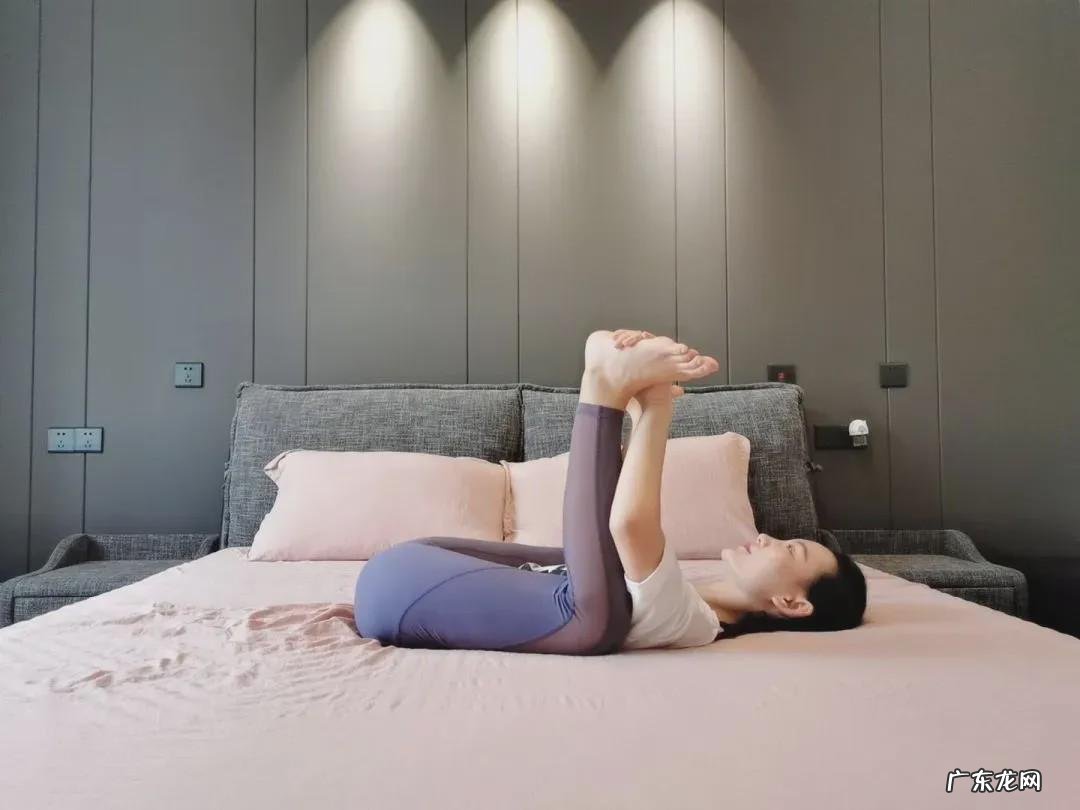 瘦腰瘦肚子的动作有哪些？