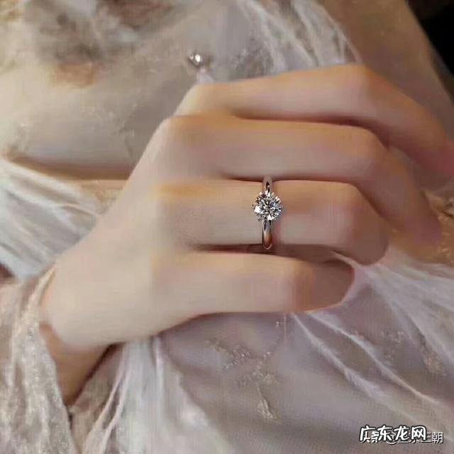 如何挑选钻戒?懂钻石4C就已经足够了吗?