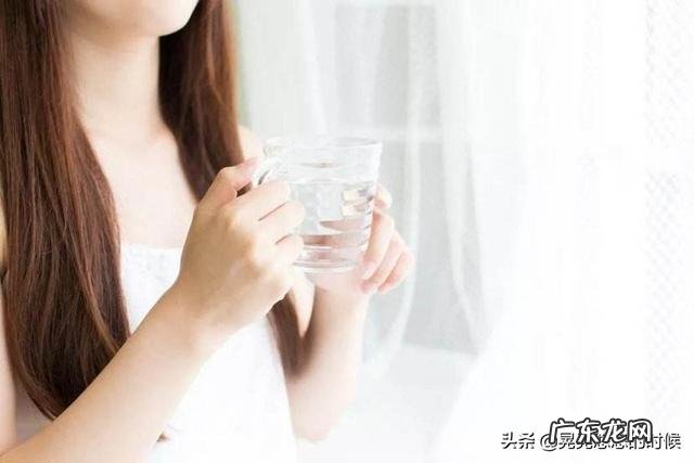 人体水分占体重60%-70%,怎样补水喝水更健康?