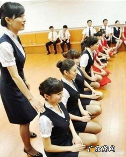 空姐这个职业是不是吃青春饭?