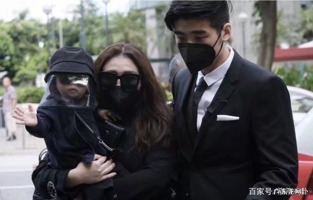 瘦身成功后,何超盈的身材是不是不输奚梦瑶?