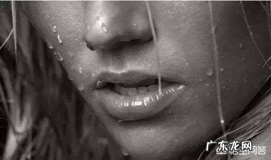 天气变热了手上出汗该怎么办?