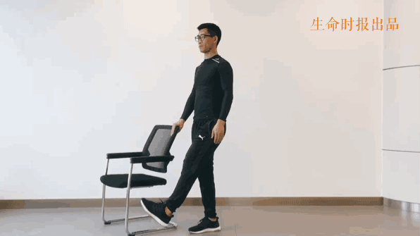 有什么简单的动作可以缓解一下久坐带来的脖子、腰椎不适?