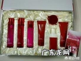 皮肤暗沉并且出现皱纹,用哪些护肤品比较好?