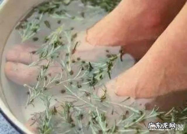 花椒和艾叶和生茳能一起泡脚吗