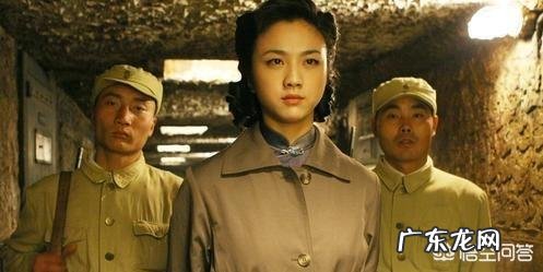 张爱玲写尽男欢女爱,为何自己却是傻白蠢的女子