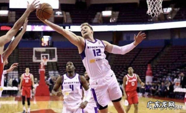 山东队逆转战胜八一队,巩晓彬为什么怒骂陶汉林