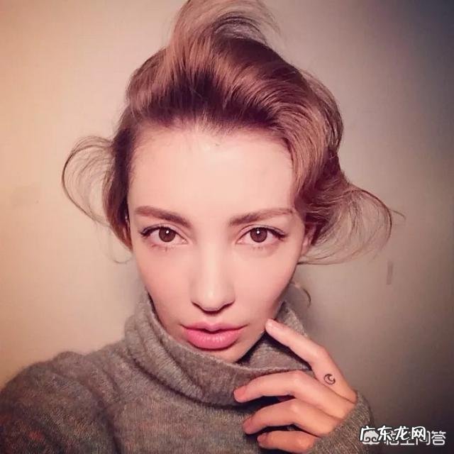 为什么国内现在流行着一股像恐怖洋娃娃那样诡异的整容审美? 什么整容术都比不过国家的特效