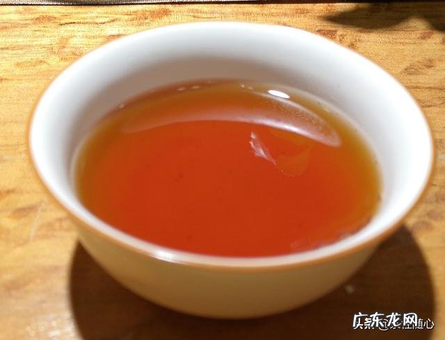 每天把普洱茶当水喝,这样好吗?不好有哪些后果? 哪些人不宜喝普洱茶