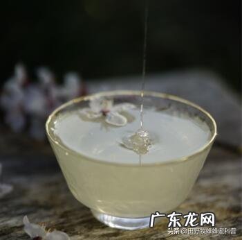 为什么喝蜂蜜水后会脸发红呢?