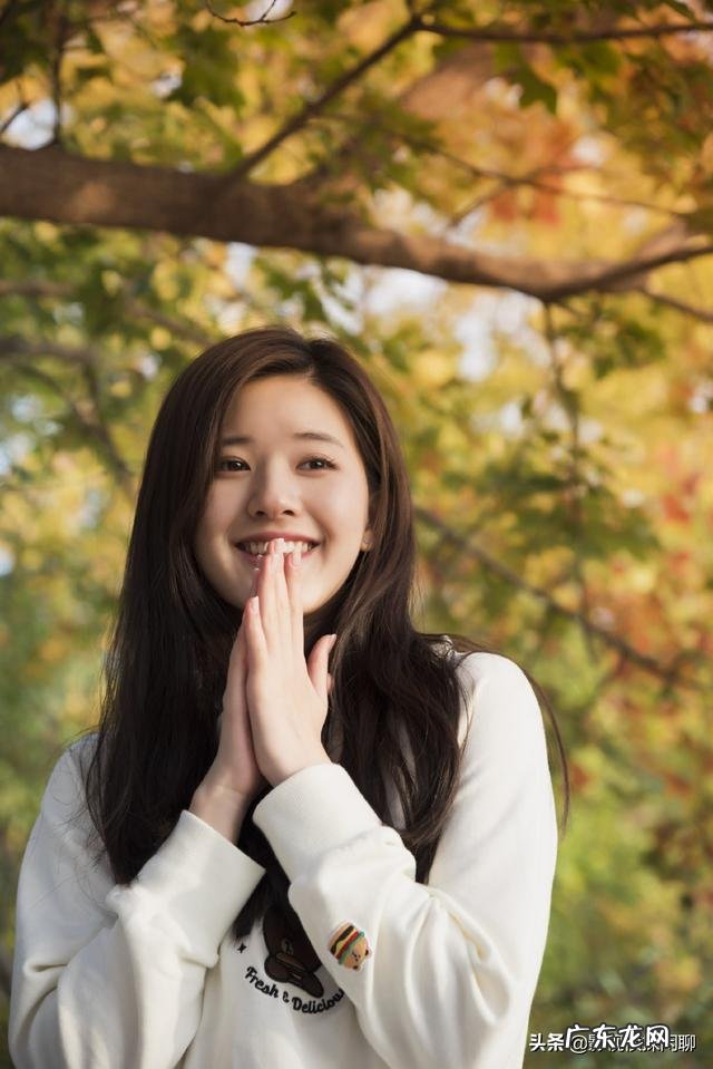 为什么赵露思突然红遍整个网络?