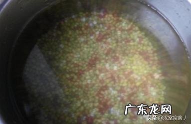 赤小豆薏米泡水喝的做法?