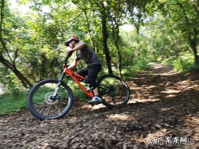 自行车每天骑行30公里对身体有损伤吗?