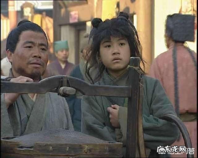 矮个子穿汉服总是拖地,怎么办,很烦!有没有好的汉服店推荐啊?