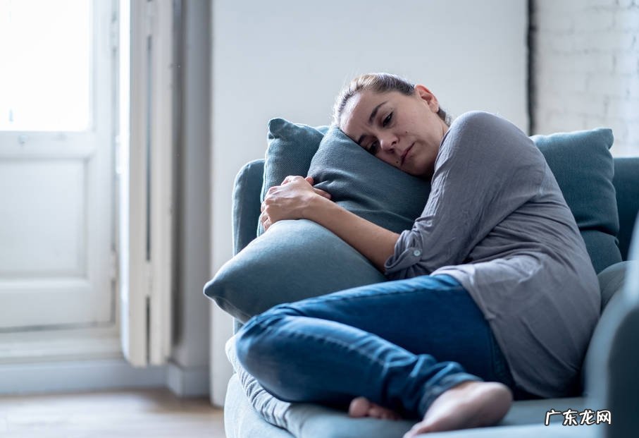 抑郁症会导致自杀吗 抑郁症不同阶段的表现