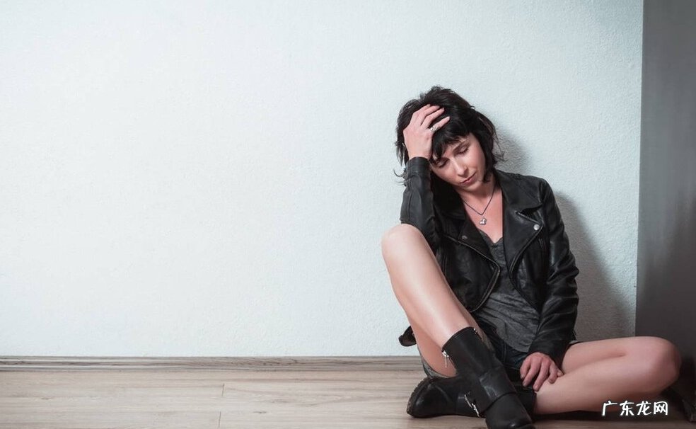 抑郁症会导致自杀吗 抑郁症不同阶段的表现