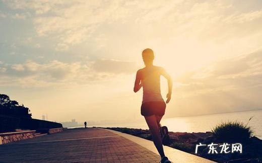 有跑步习惯的女生,在13周内,如何科学训练完成半马?