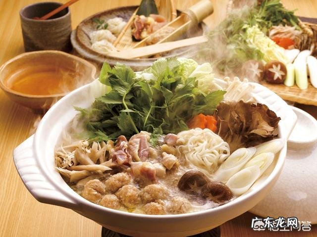 日本大相扑靠吃什么变得那么胖? 日本相扑食谱大揭秘