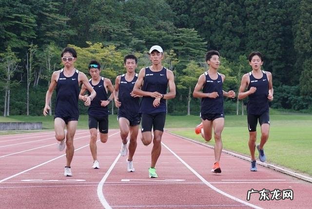 坚持跑步的人很自律 人生要坚持每天跑步