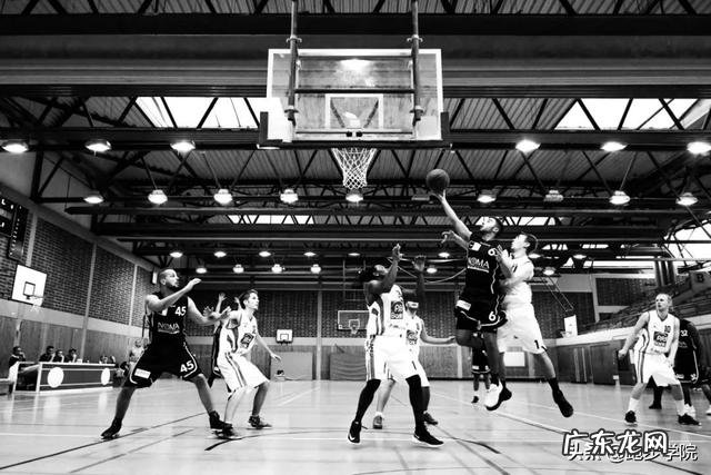 跑步不伤膝盖的方法 怎样跑步不伤膝盖看完这篇就够了