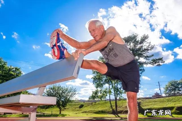 跑步的毅力与坚持 跑步不在于快慢在于坚持