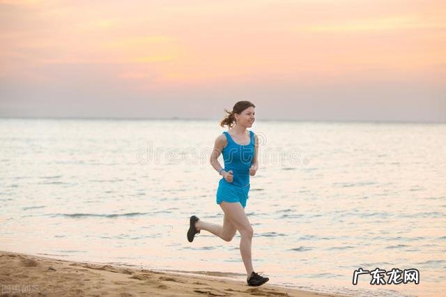 初学者跑步最佳跑姿 跑步有哪些好处初学者应该怎么跑