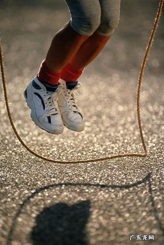 跳绳发力的位置 跳绳应该哪里发力