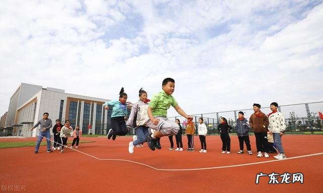 跳绳可以解决漏尿吗 跳绳漏尿还可以跳绳减肥吗