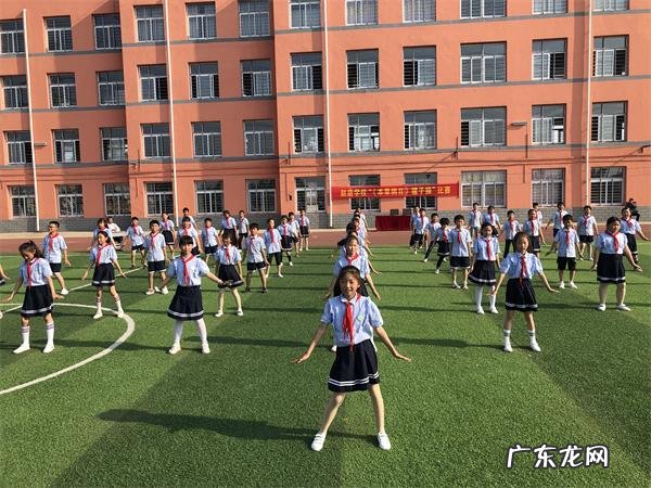 毽子操 刘畊宏健身全身毽子操完整版