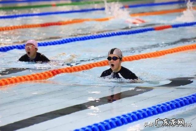 适合野外露头的泳姿 在野外游泳一般适合什么泳姿