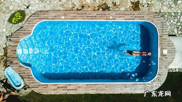 女人游泳好处和坏处 游泳对身体有什么好处和坏处