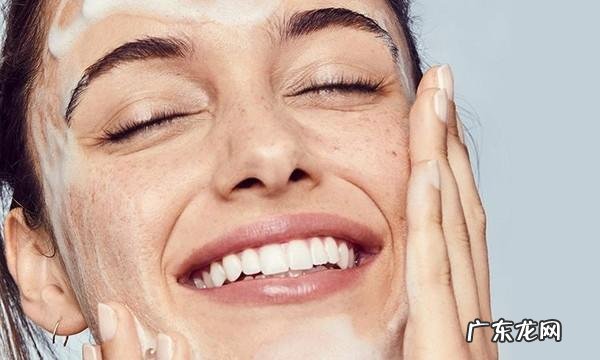 卸妆门道大盘点 卸妆乳、卸妆水和卸妆油的区别