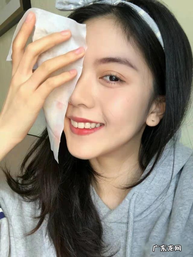 眼部彩妆卸妆教程 面部卸妆步骤及教程