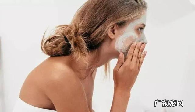 新手怎样卸妆 最简单的天然卸妆方法