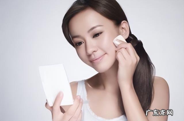 新手怎样卸妆 最简单的天然卸妆方法