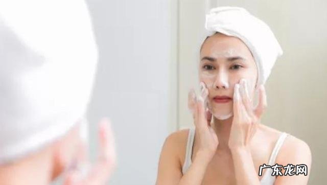 卸妆怎么卸比较干净 卸妆步骤的先后顺序